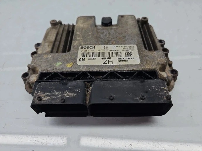 ECU Engine Control Unit Opel Astra H 1.7 CDTI 55556829 image 2