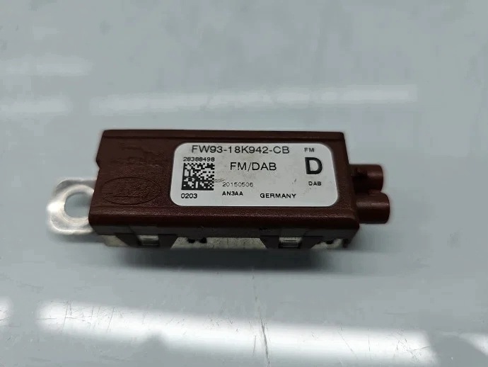 Antenna Amplifier Jaguar XE X760 2016-2025 OEM FW93-18K942-CB