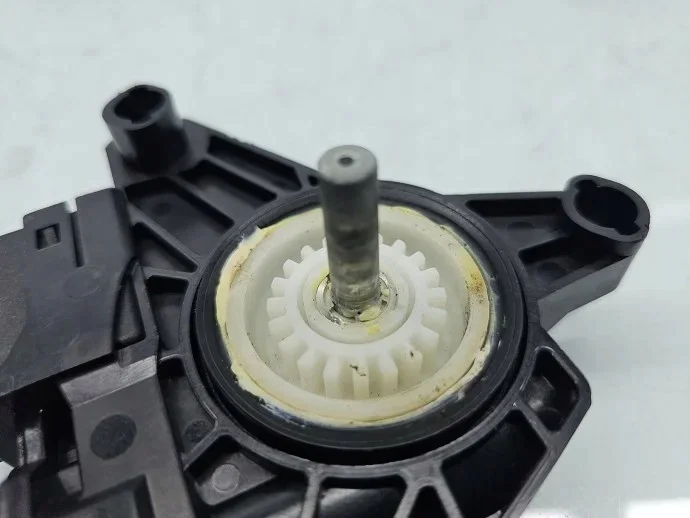 Motor elevalunas Mercedes B W246 968741-100 image 4