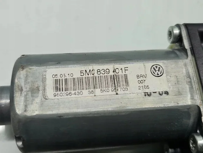 Motor raambediening links achter VW Golf VI Plus image 5
