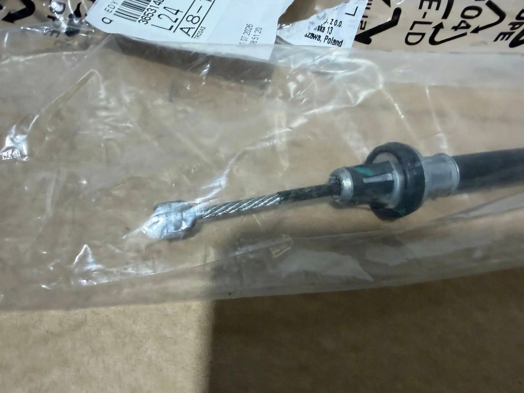 Câble de frein à main Nissan Rogue Gauche image 4