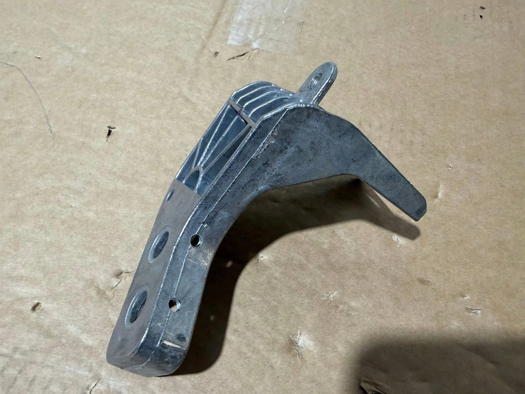 Mercedes GLC 254 Headlight Bracket A2546208901 image 5