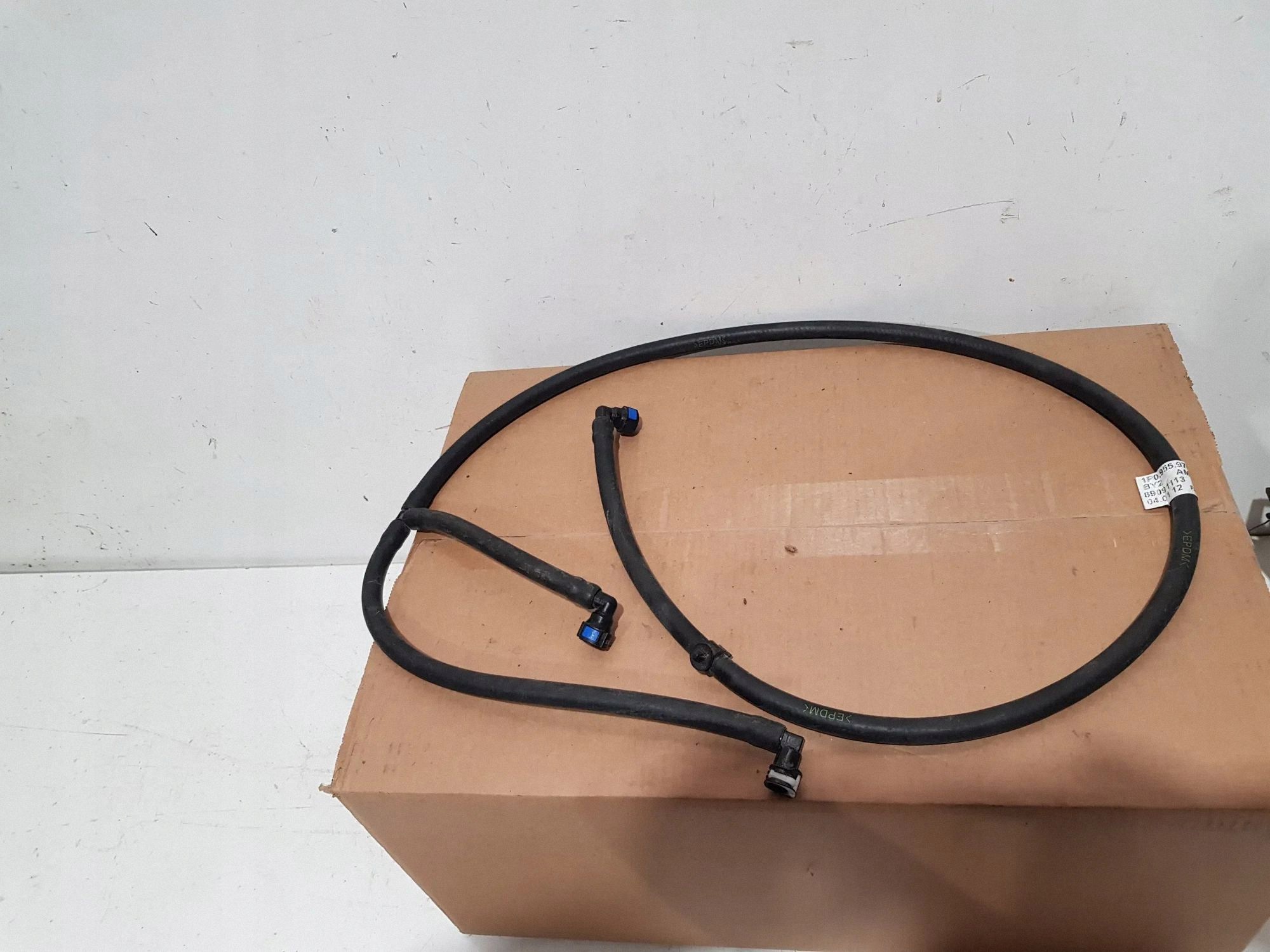 Seat Leon (1P) pesurin letku 1P0955970B
