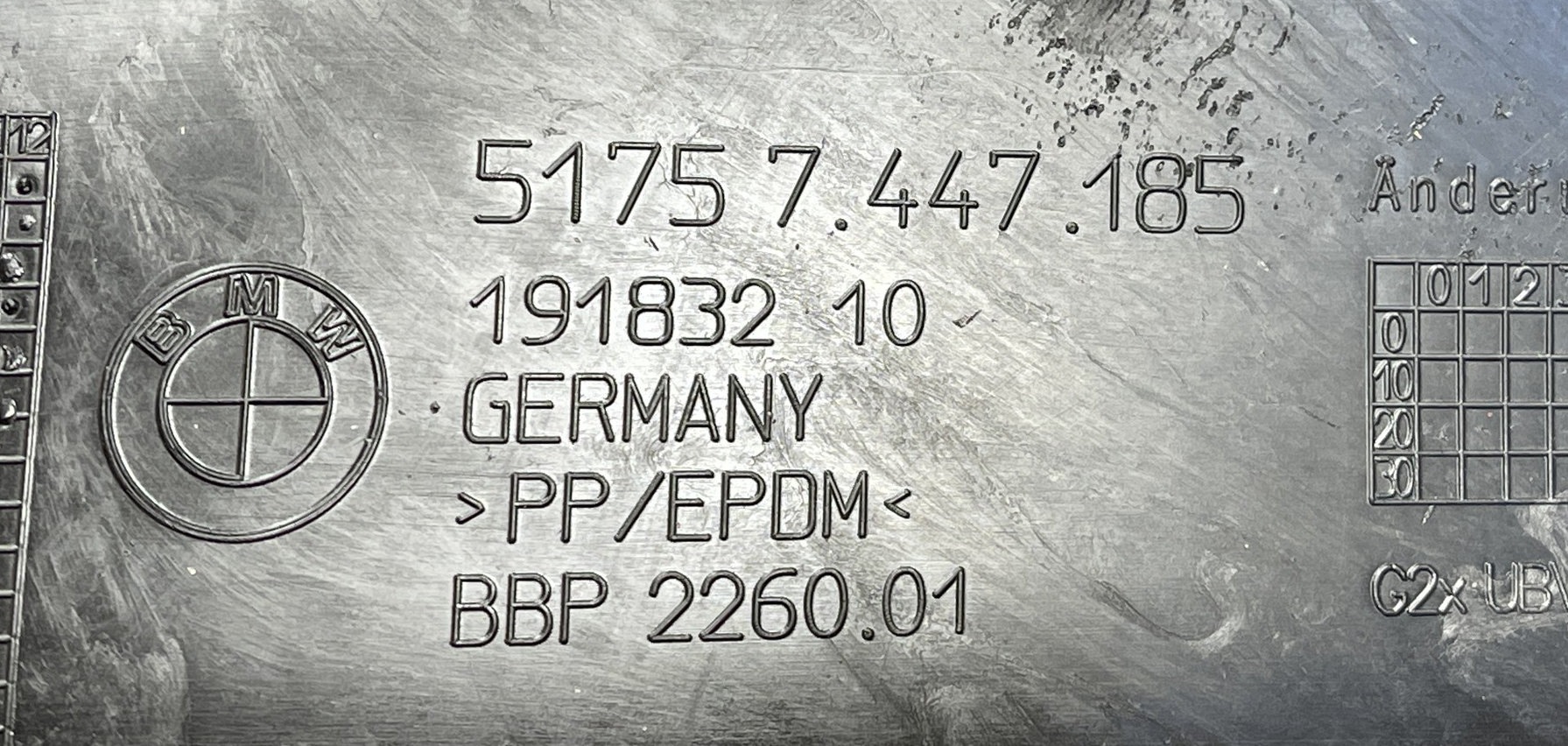 BMW 3 G20 G21 4 G22 Unterbodenschutz hinten links image 3