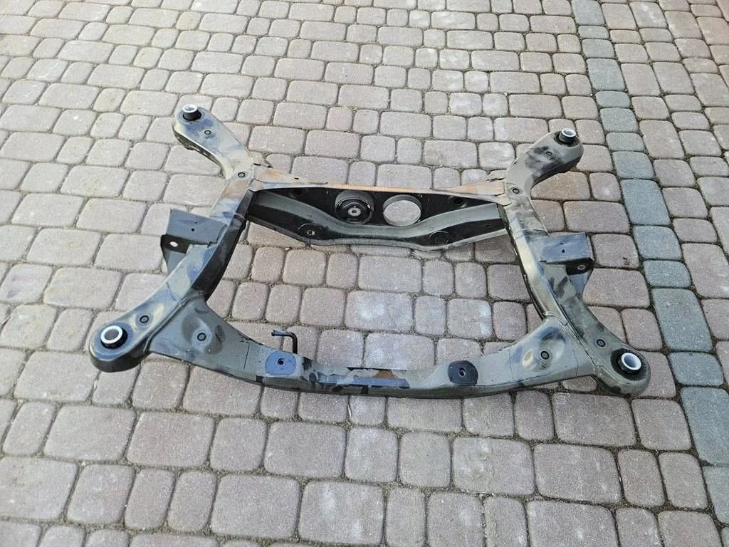 Takahaarukka Toyota Highlander XU70 Käytetty