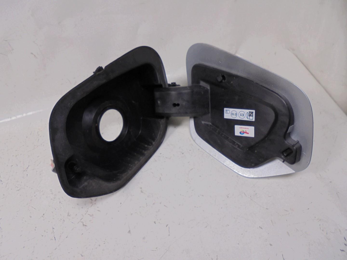 Bränslepåfyllningslucka Opel Corsa F 39167575 image 3