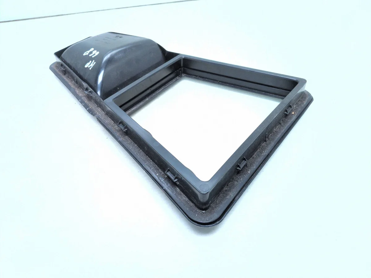 2003 VW Phaeton Cabin Filter Frame 3D1819639 image 7