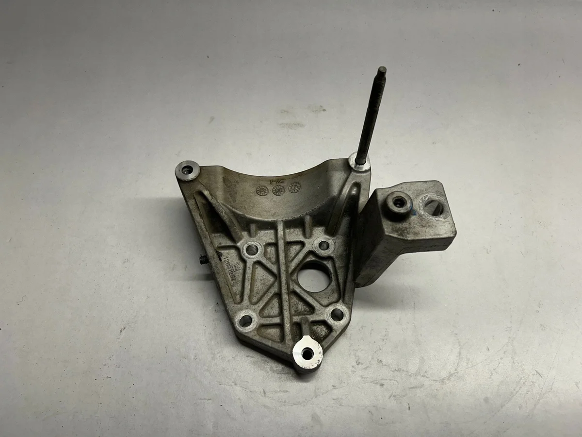 Chevrolet Camaro 6.2L 2019 Support Clim OEM 12691252 image 4