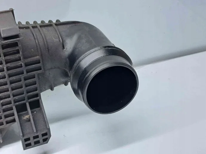 Intercooler Mercedes E W212 AMG A2040000200 image 3