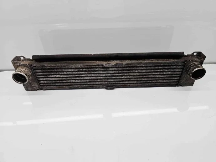 Intercooleri Mercedes Vito W639 Käytetty