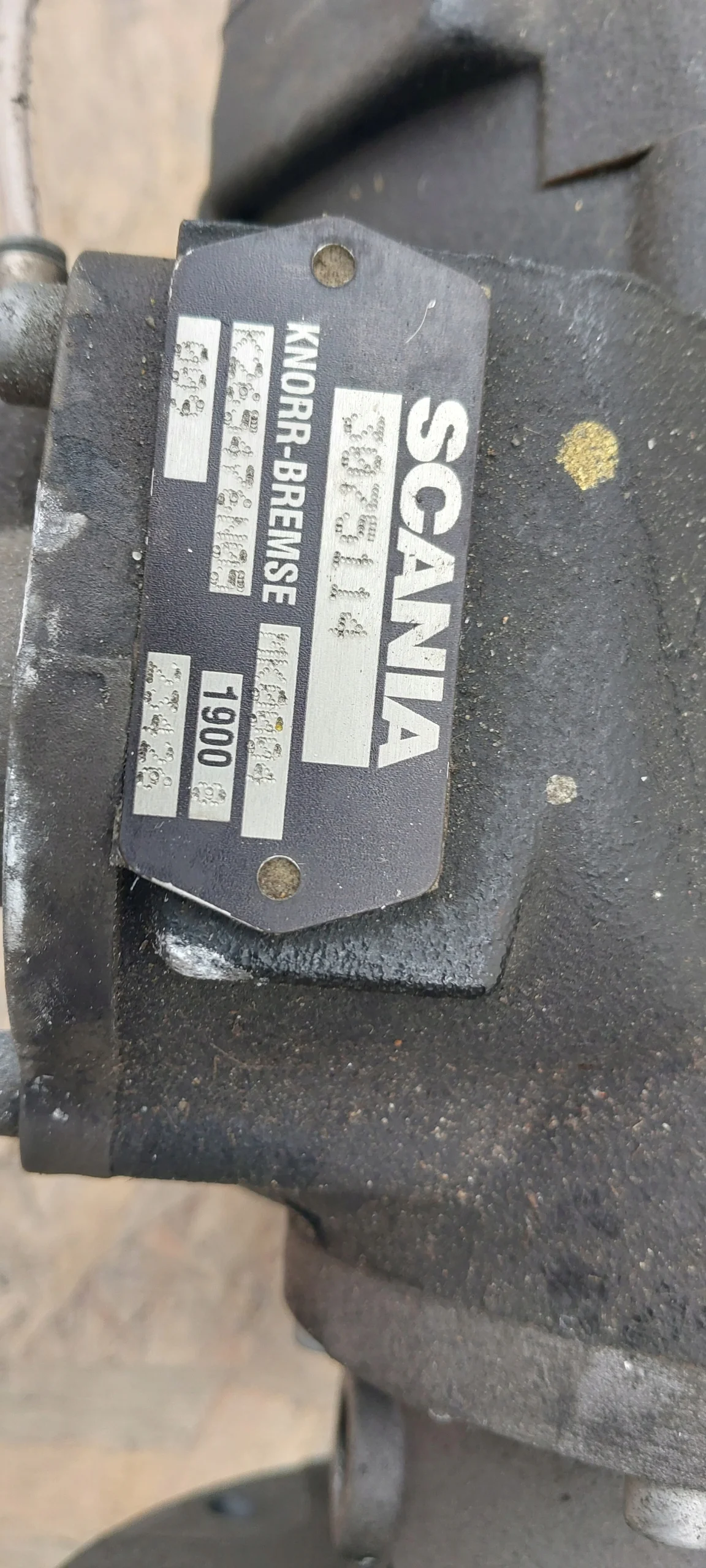 Scania R S Kompressorin Liitäntä 3075114