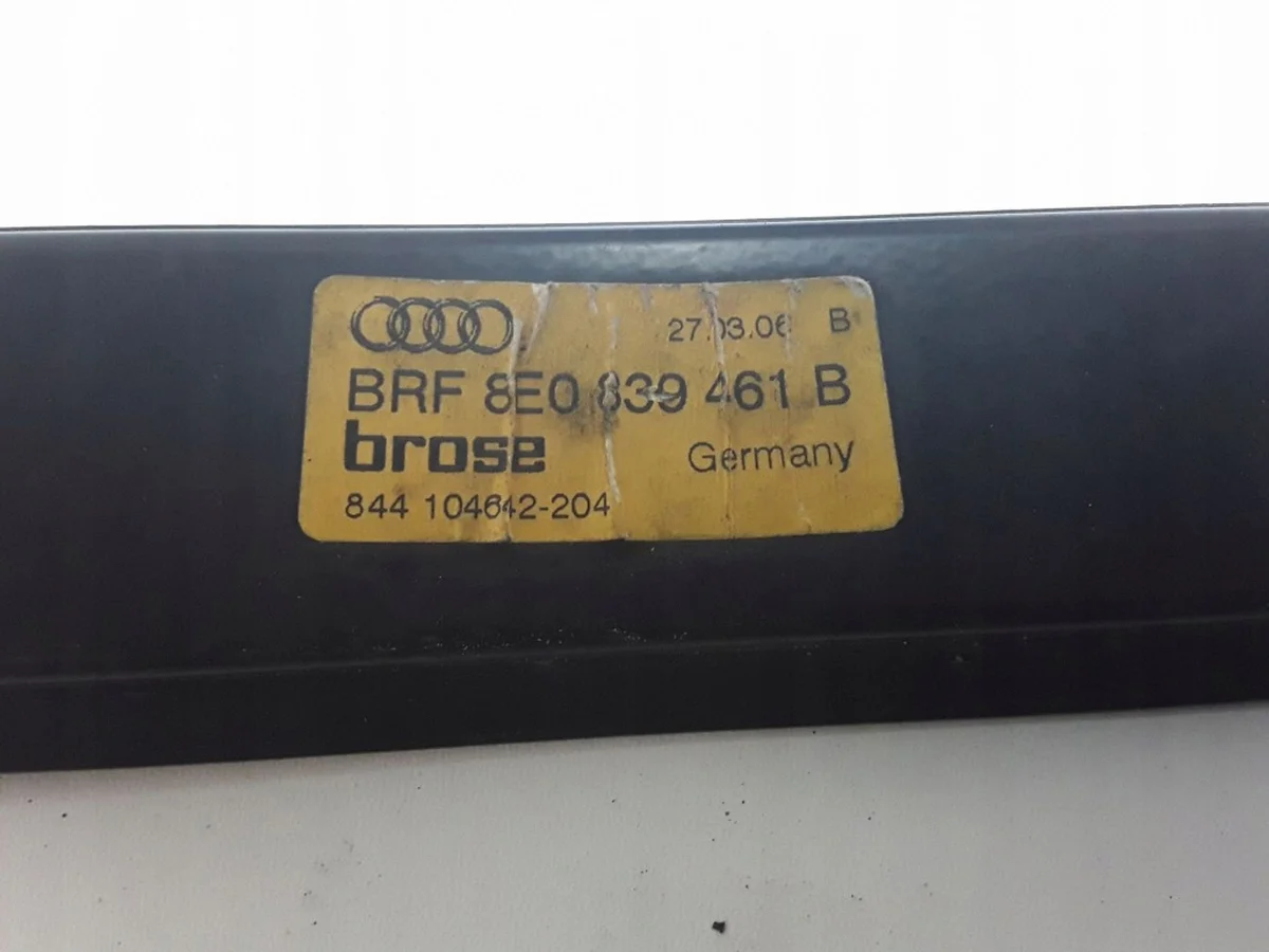 2006 Audi A4 S4 B7 Window Regulator Rear image 4