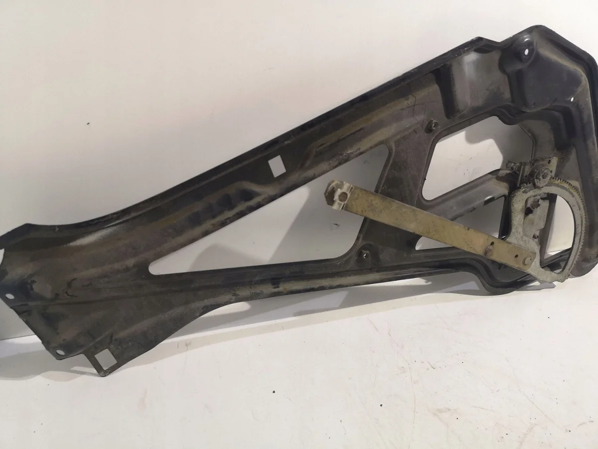 Volkswagen LT 2000 Front Door Window Regulator