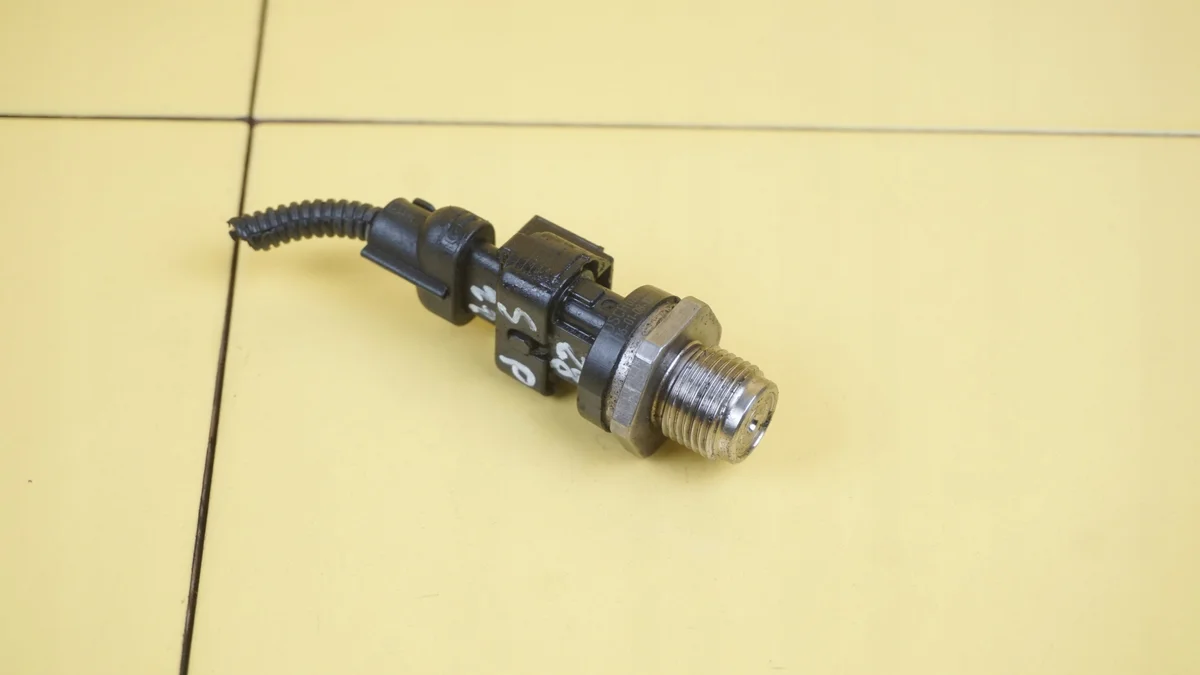Sensor de Combustível Opel 2.0 CDTI 170CV image 3