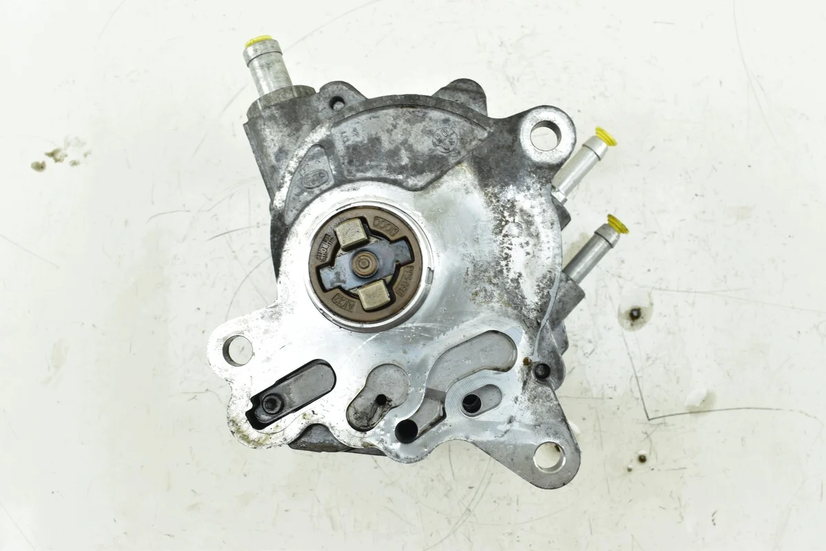 Vacuümpomp Audi A4 B7 A6 C6 2.0 TDI image 5