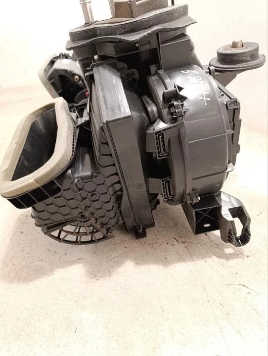 Behuizing blower Ford F-150 Lightning 2025 image 7