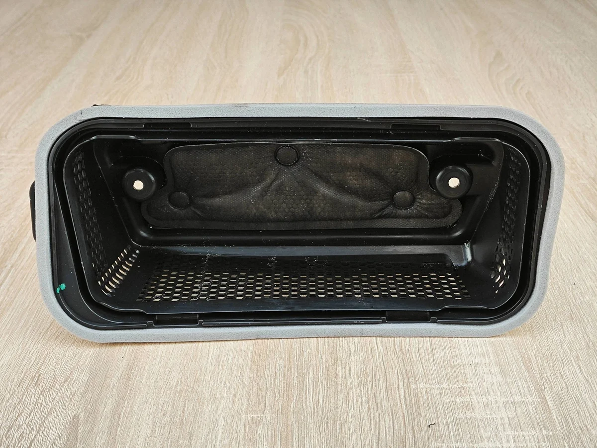 Prise d'air BMW G16 G30 G31 G15 G11 9301576