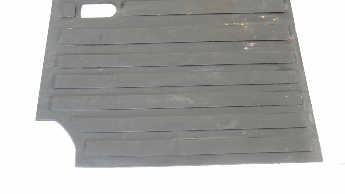Land Rover Defender L663 kofferbakmat WAH46636 image 3