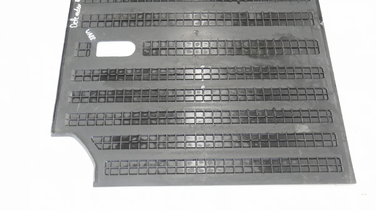 Land Rover Defender L663 kofferbakmat WAH46636 image 6