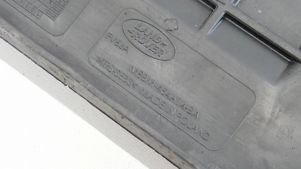 Land Rover Defender L663 kofferbakmat WAH46636 image 7