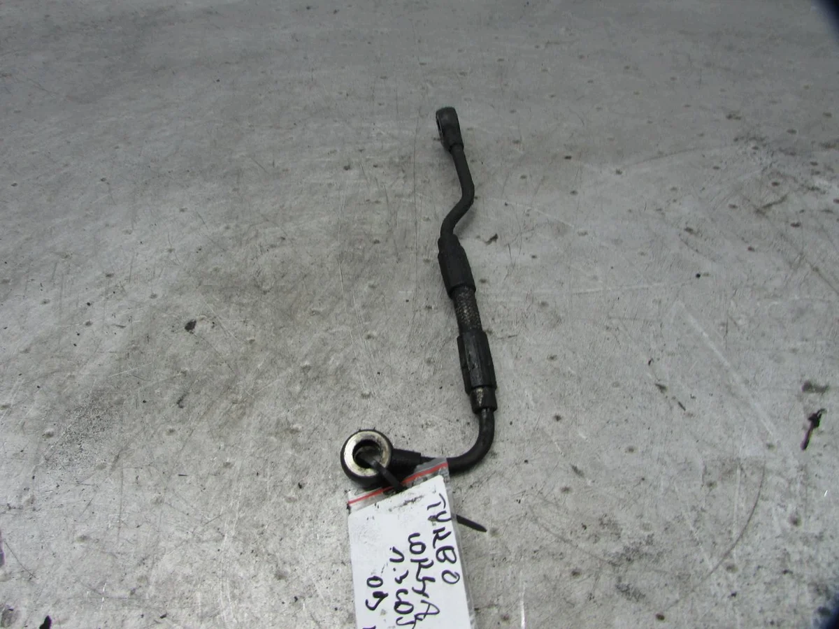 Tuyau d'huile turbo Opel Corsa D 1.3 CDTI