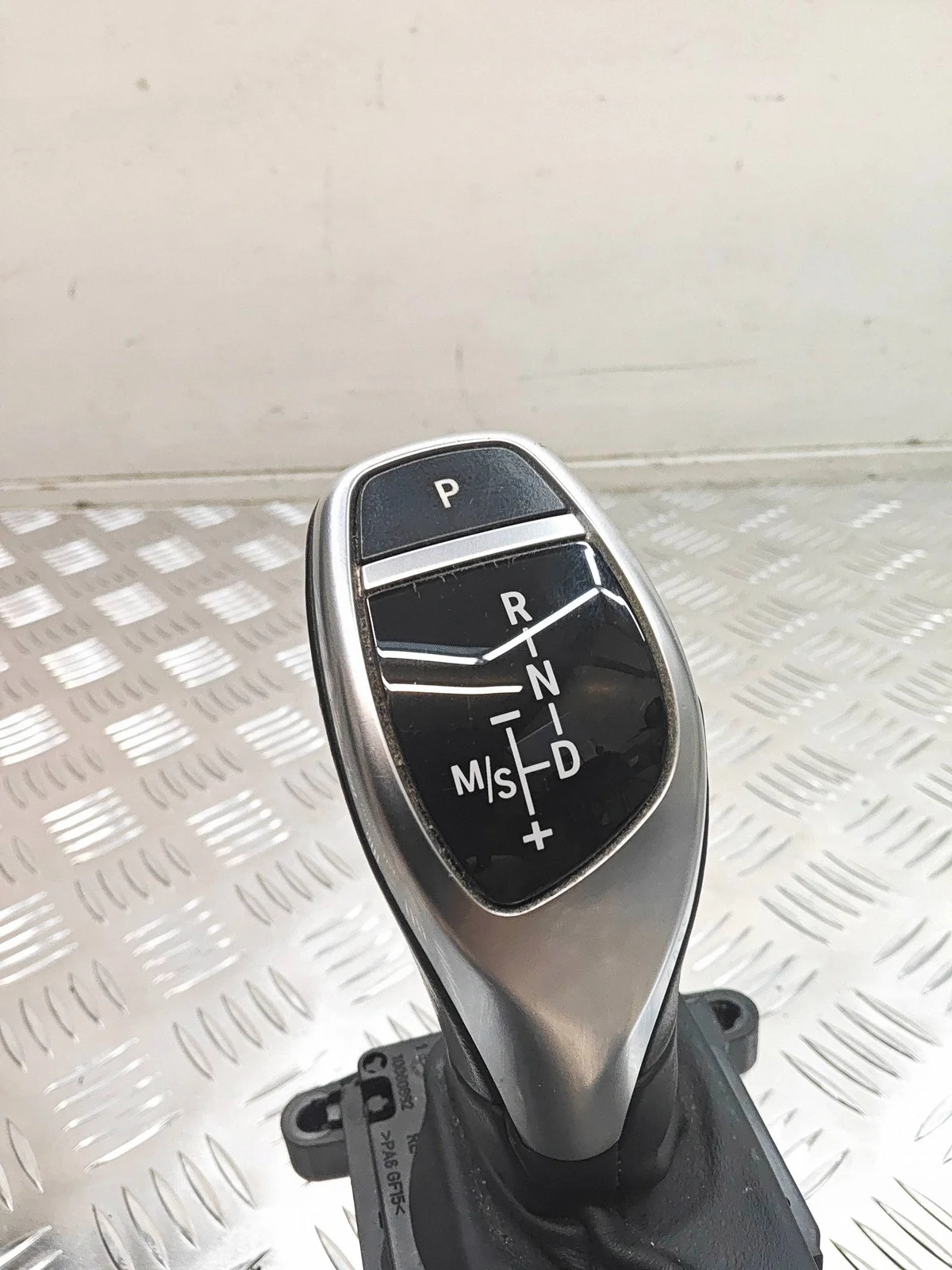 BMW 6 F12 F13 Vaihdekeppi 9260975
