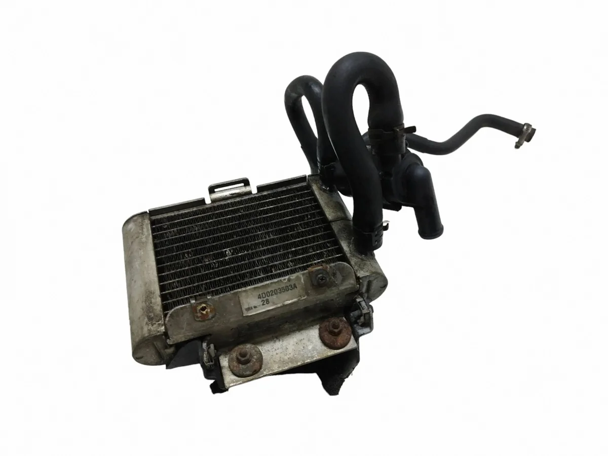 Audi A8 S8 D2 4D 2001 Radiateur Carburant
