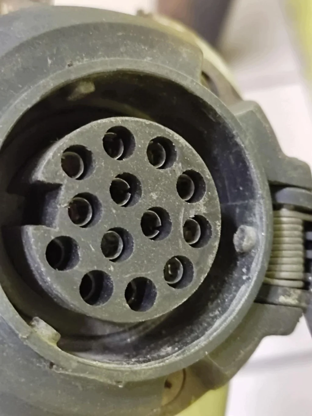 VW T4 Anhängerkupplung gebraucht F-158921 image 4