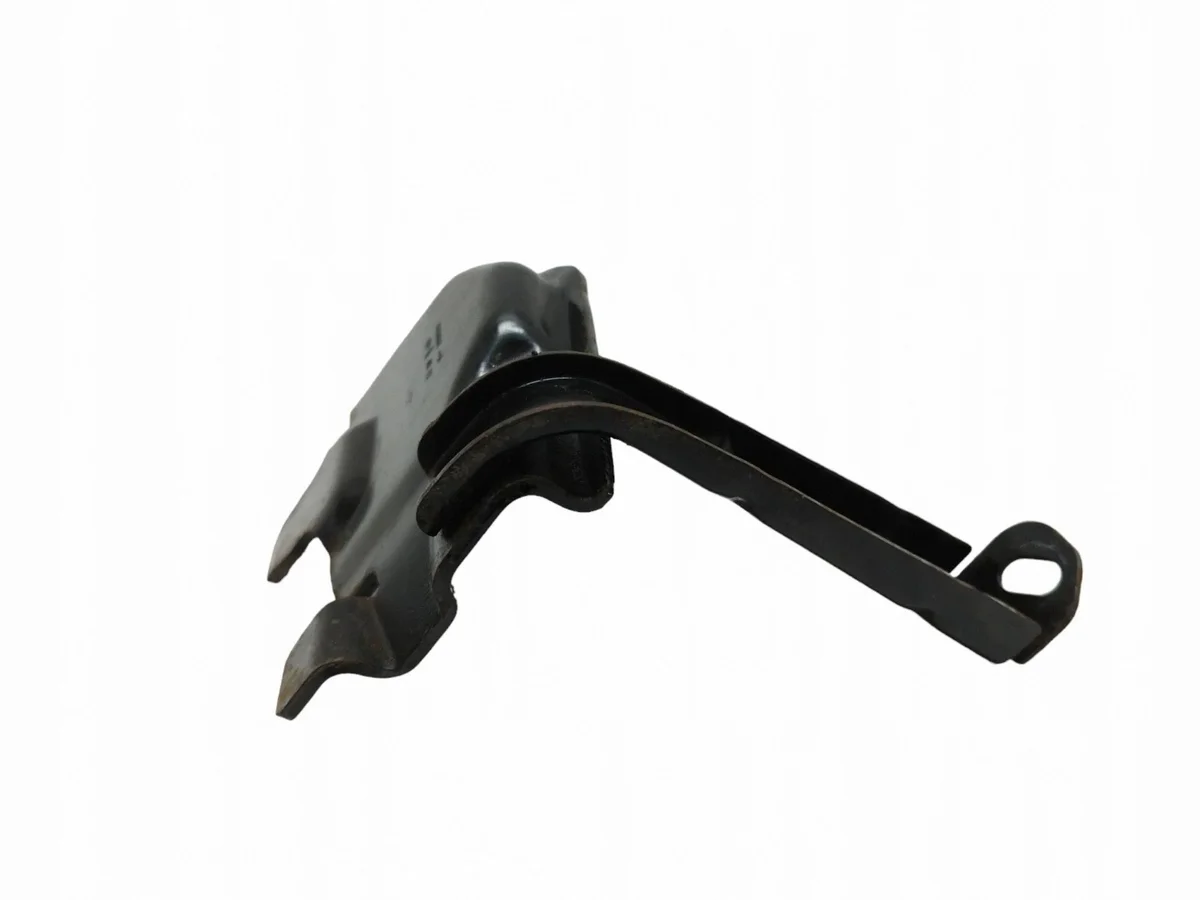 2014 Renault Kangoo AC Compressor Bracket 926128667R image 4