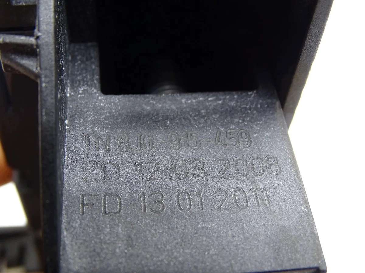Audi 8J0915459 Klemmen-Modul gebraucht image 6