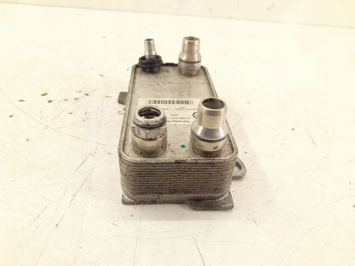 Radiador Aceite Caja Mercedes C W205 A0995001300 image 3