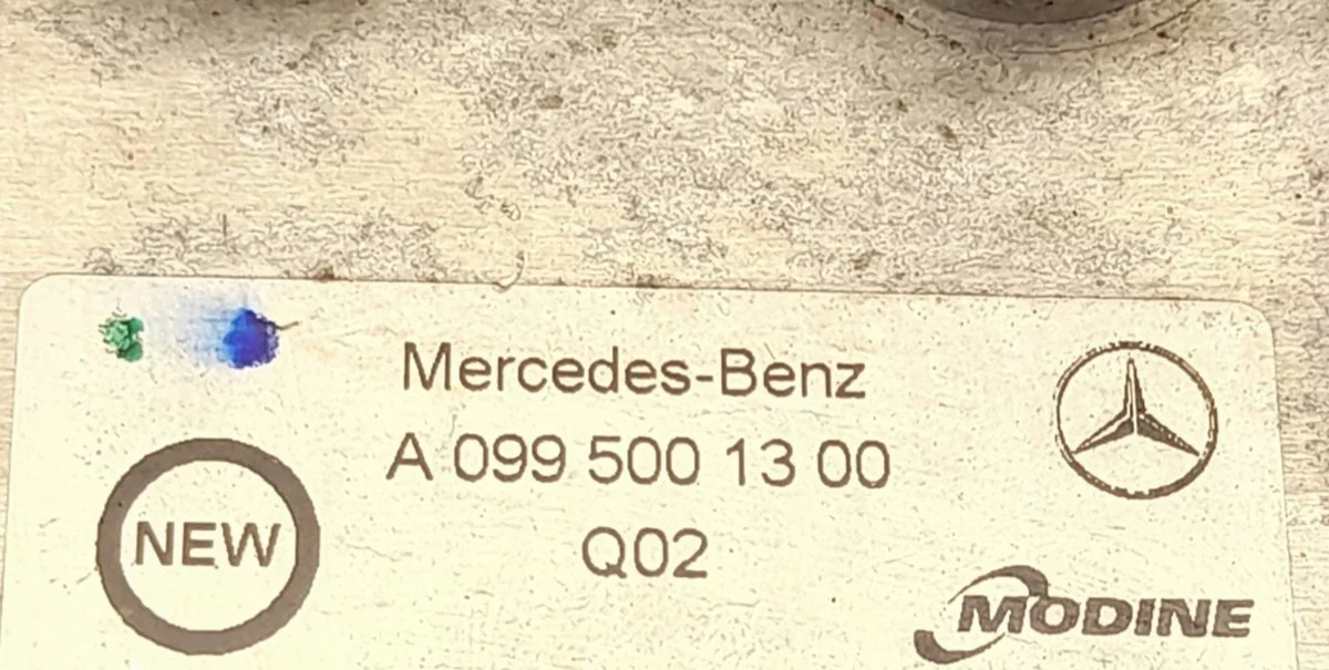 Radiador Aceite Caja Mercedes C W205 A0995001300 image 4