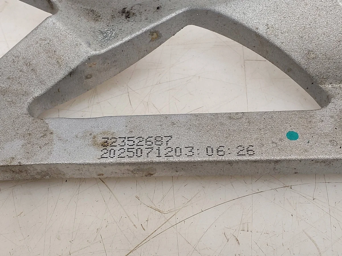 Polestar 2 ilmastoinnin kiinnike 32352687