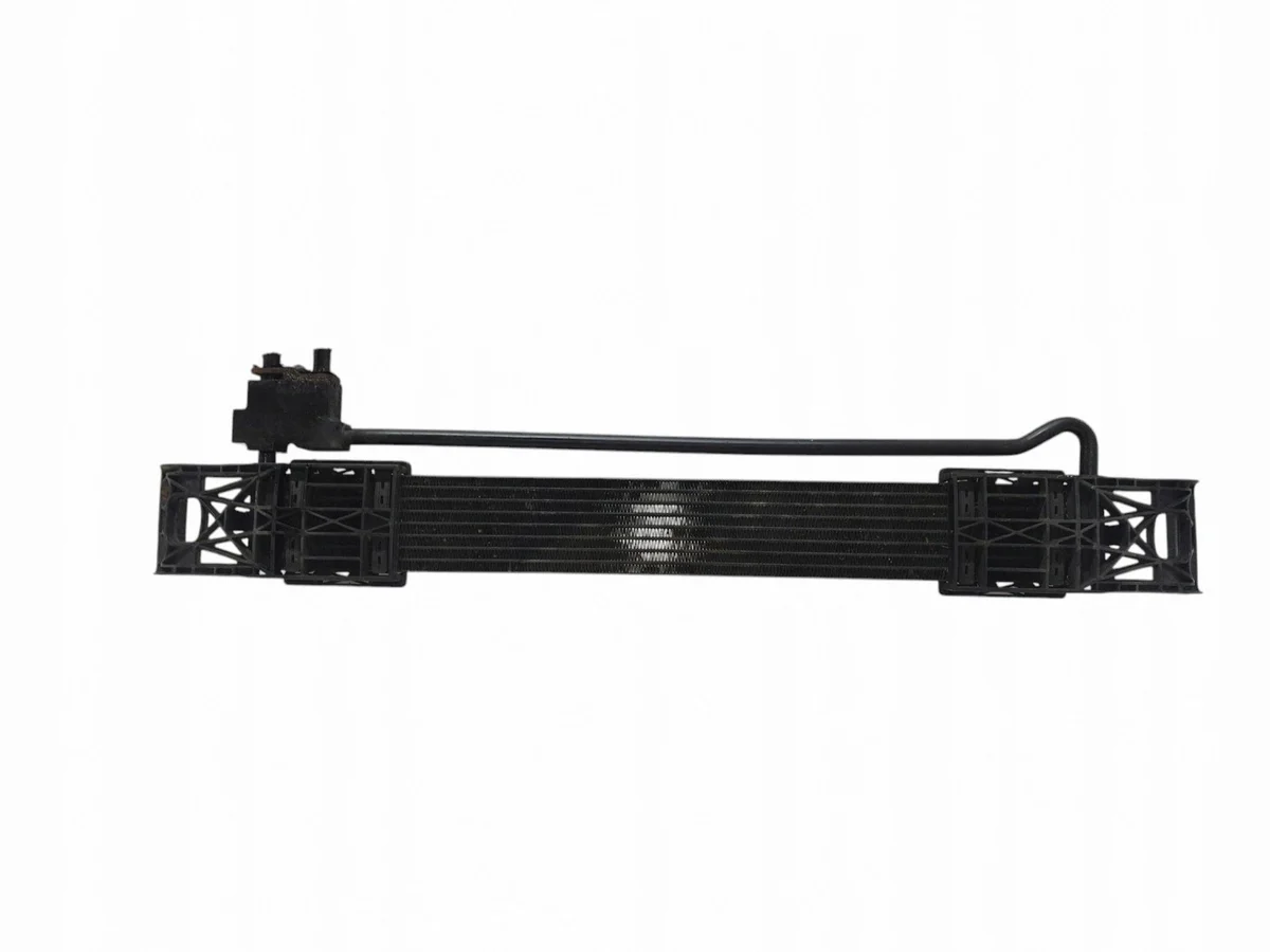 Radiateur d'huile boîte VW Passat B6 3C0317019C image 8