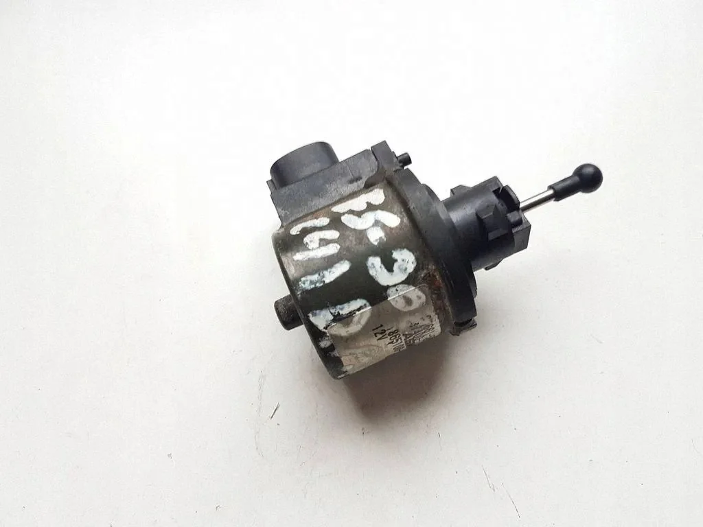Lexus ES 250/300/330 Strålkastarjustering Motor