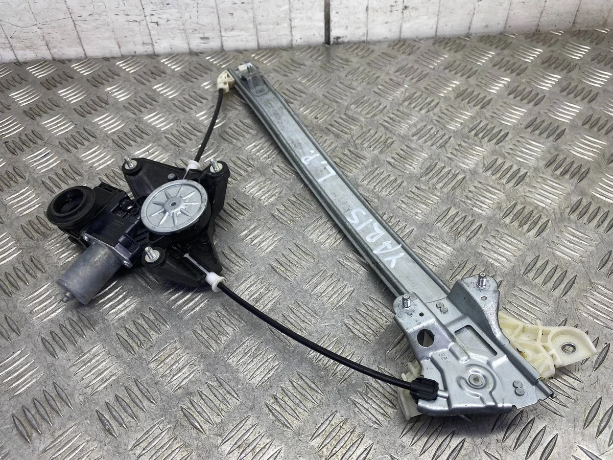 Fensterheber Vorne Links Toyota Yaris IV Cross image 10