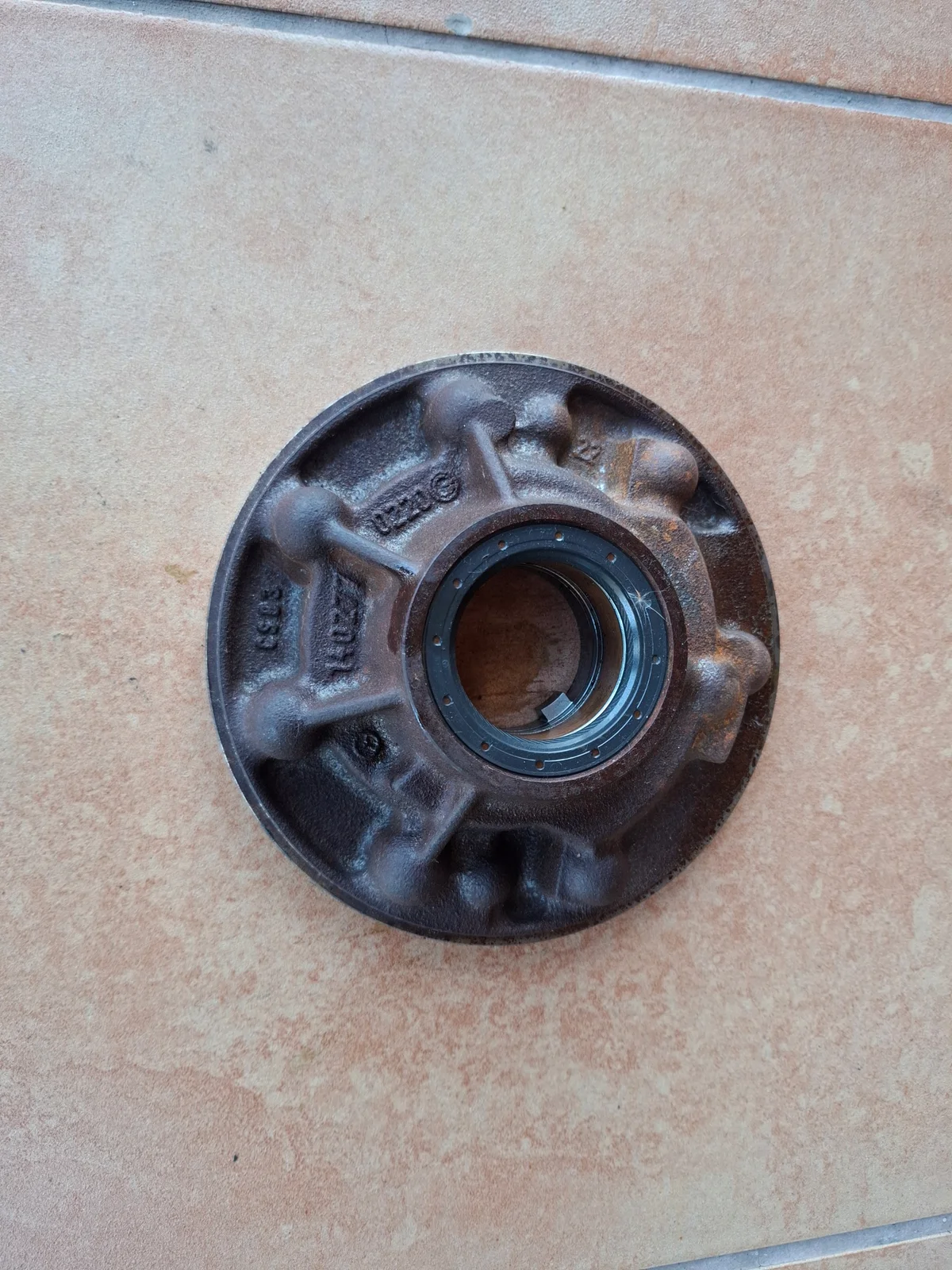 Oljepump Mercedes 722.6 5G-Tronic A1402770220