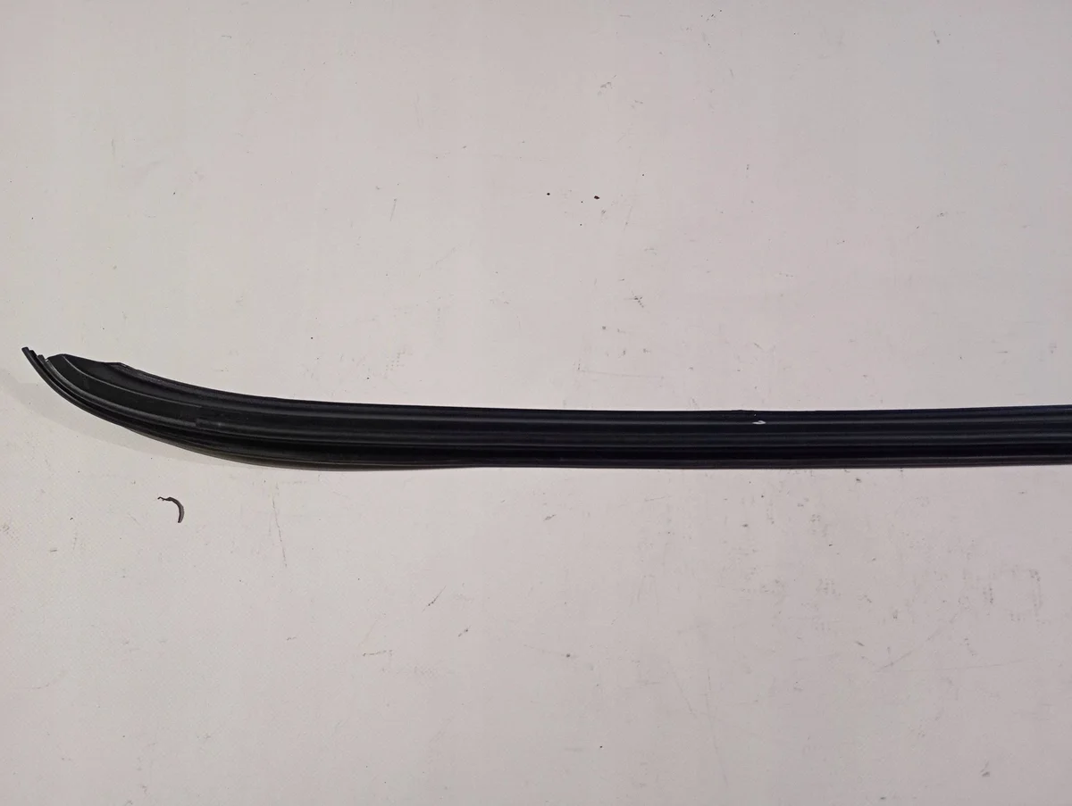 Ford Mustang Mach-E Sensor Fußöffnung LJ8BR406A76AD image 5