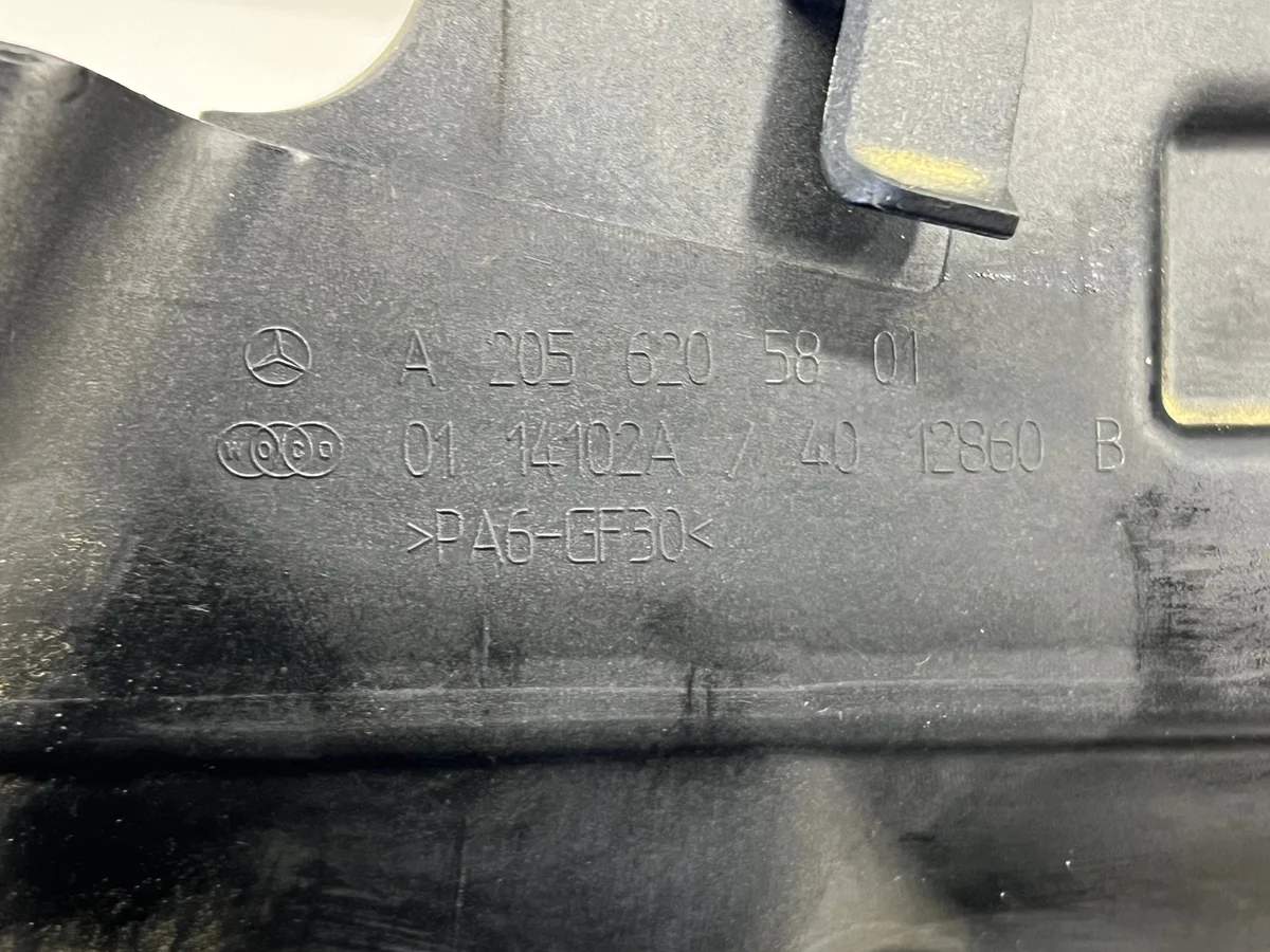 MERCEDES W205 LIFT A2056205801 Panel Pared image 3