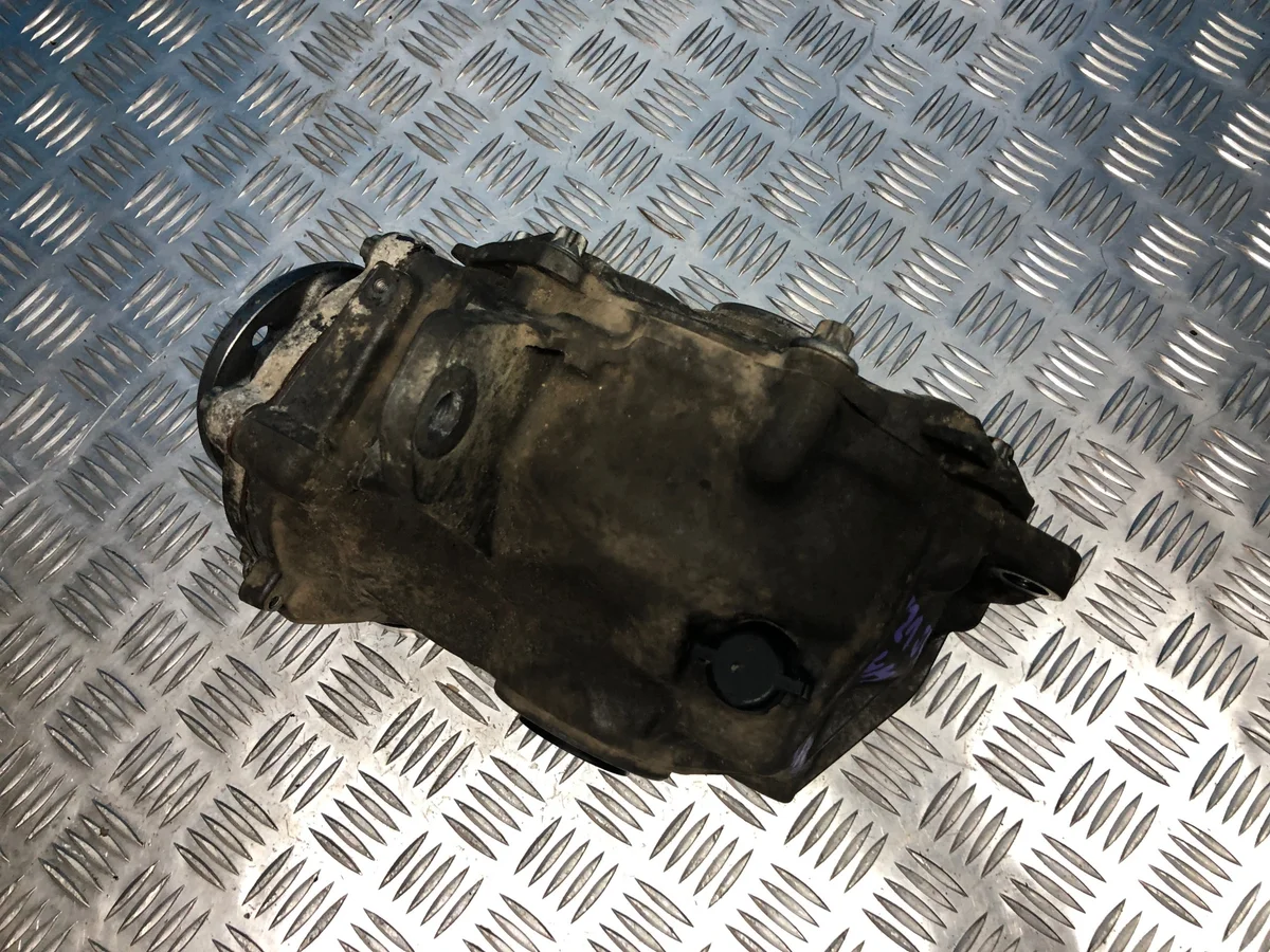 Differential vorne Mercedes W221 S500 4MATIC 2213300402 image 3