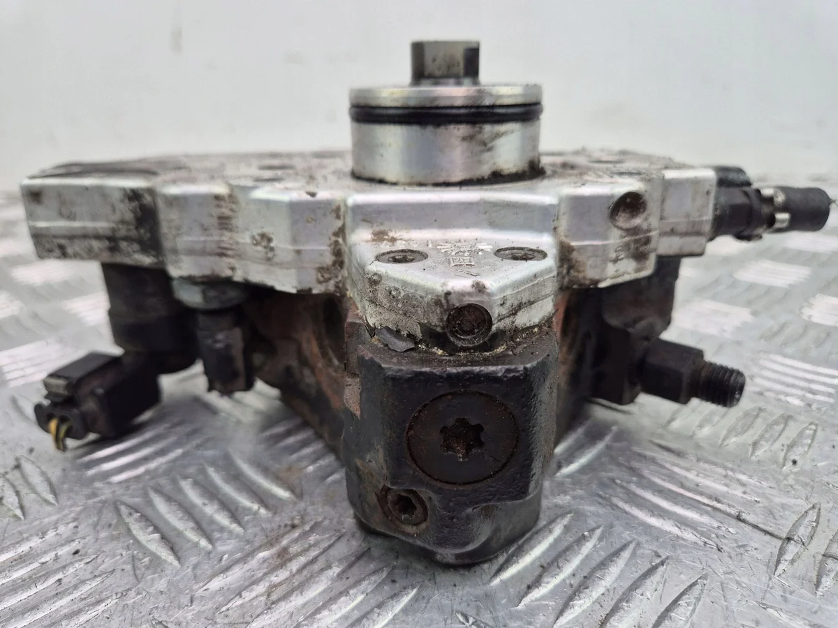 Pompe injection Mercedes-Benz A6460700401 image 3