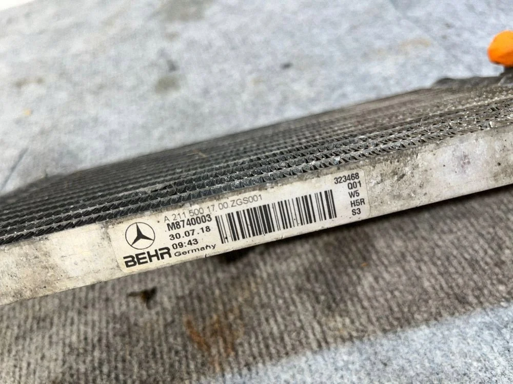 Radiateur d'huile Mercedes Sprinter W906 image 7