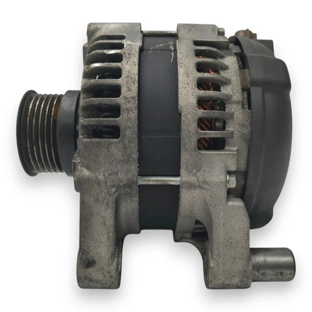 Alternador Ford Focus 2.0 TDCi 150A Usado image 5
