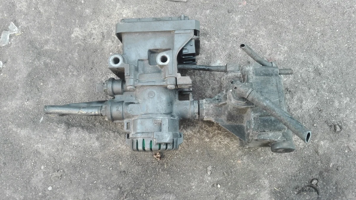 Bremsventil EBS Actros MP4 A0004297724 image 7
