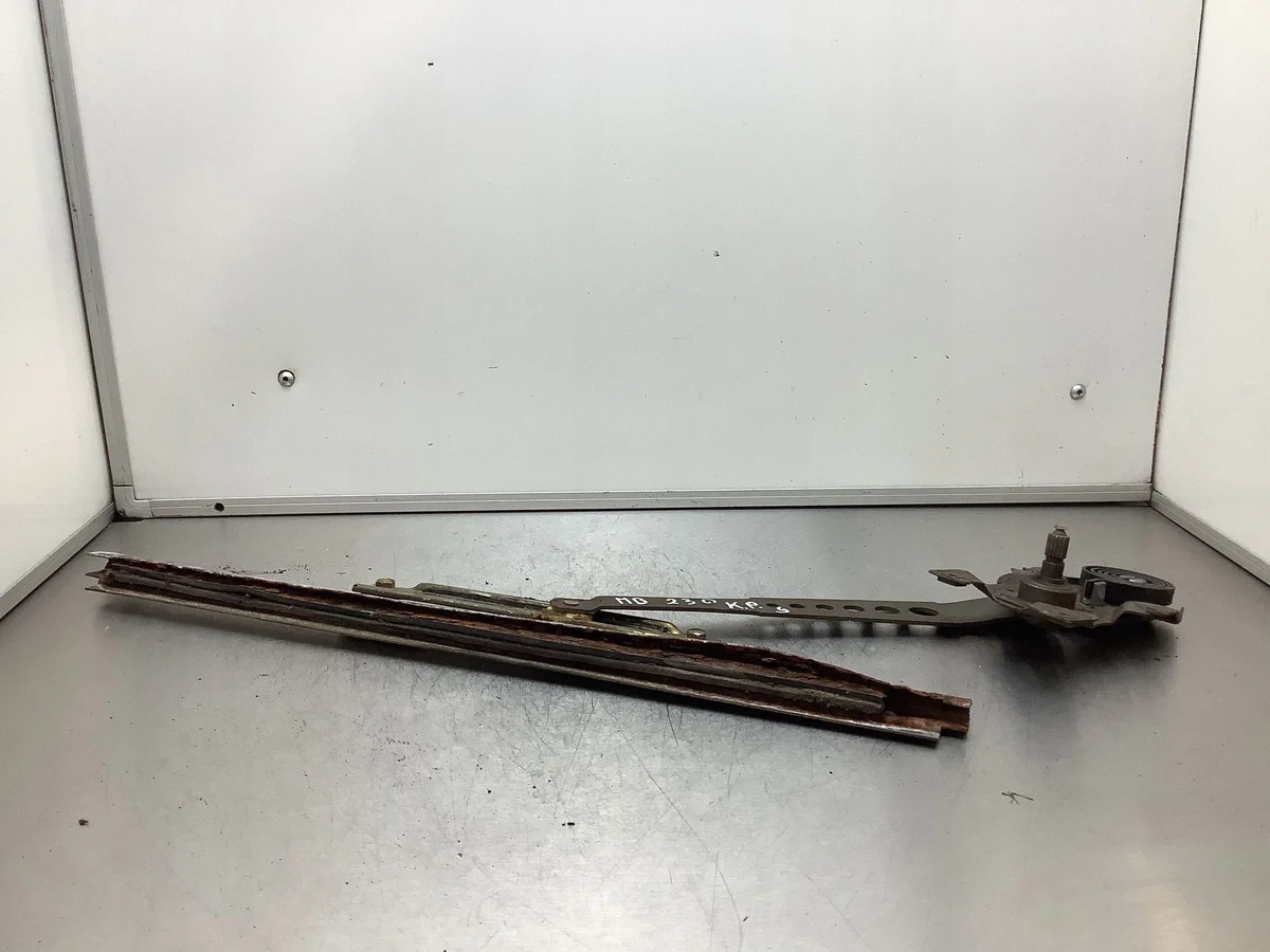 Mercedes E W123 Rear Window Regulators L/R Used