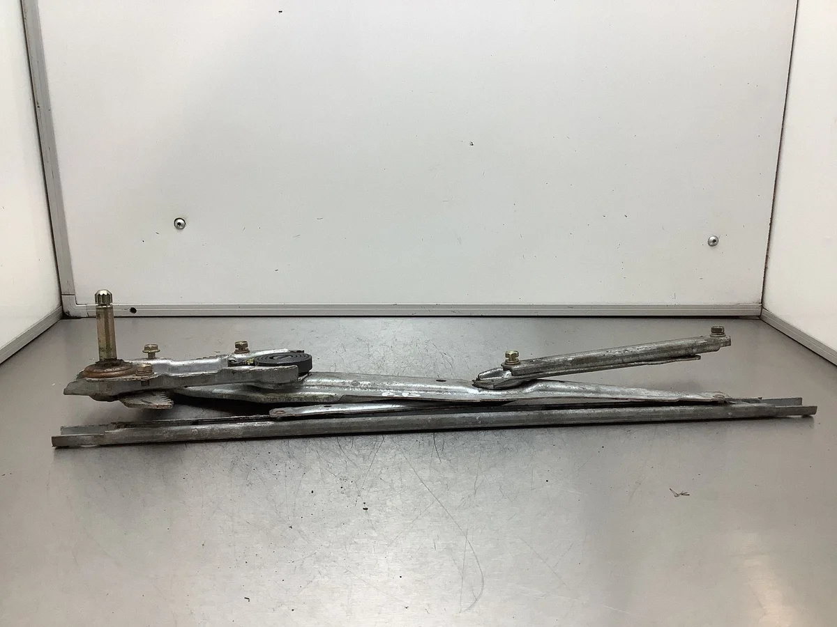 Honda Civic Front Right Window Regulator Used