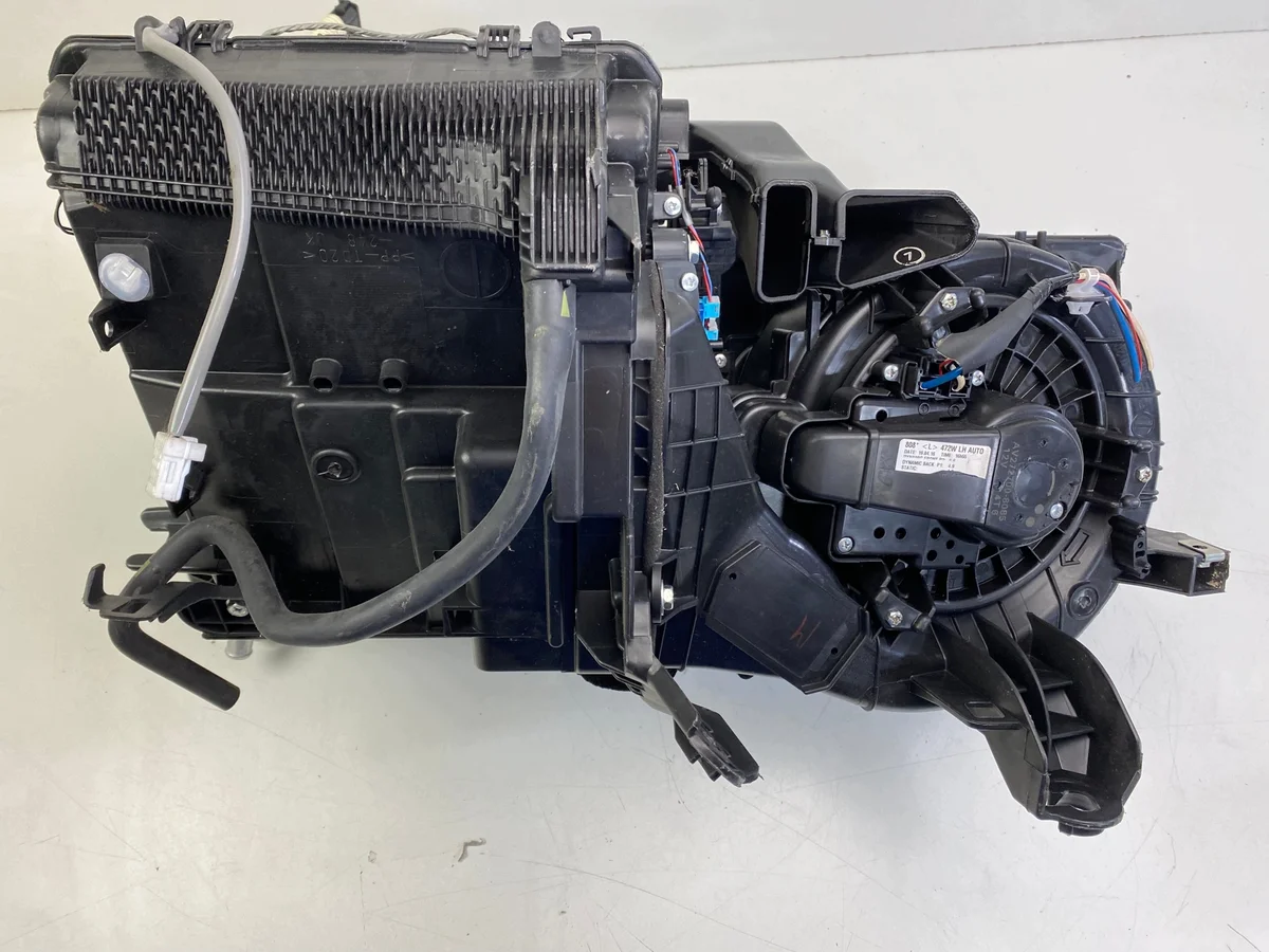 Toyota Auris 1.8 HSD Aquecedor 87050-05720 image 3