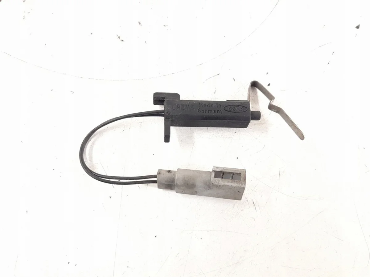 Capteur température extérieure Ford 6PT00474104