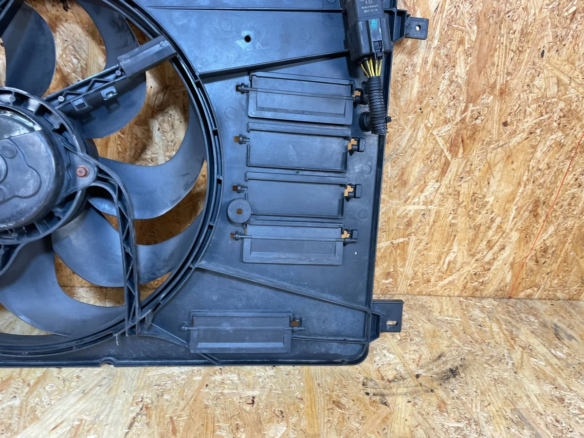 Ventilador Volvo V60 S60 II 31293778 Usado image 5