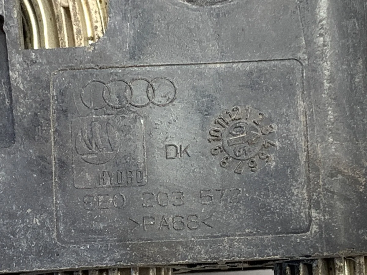 Kühler für Audi A4 B7 2.0 140KM image 5